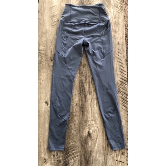 Victoria’s Secret Knockout Leggings - Picture 4 of 4